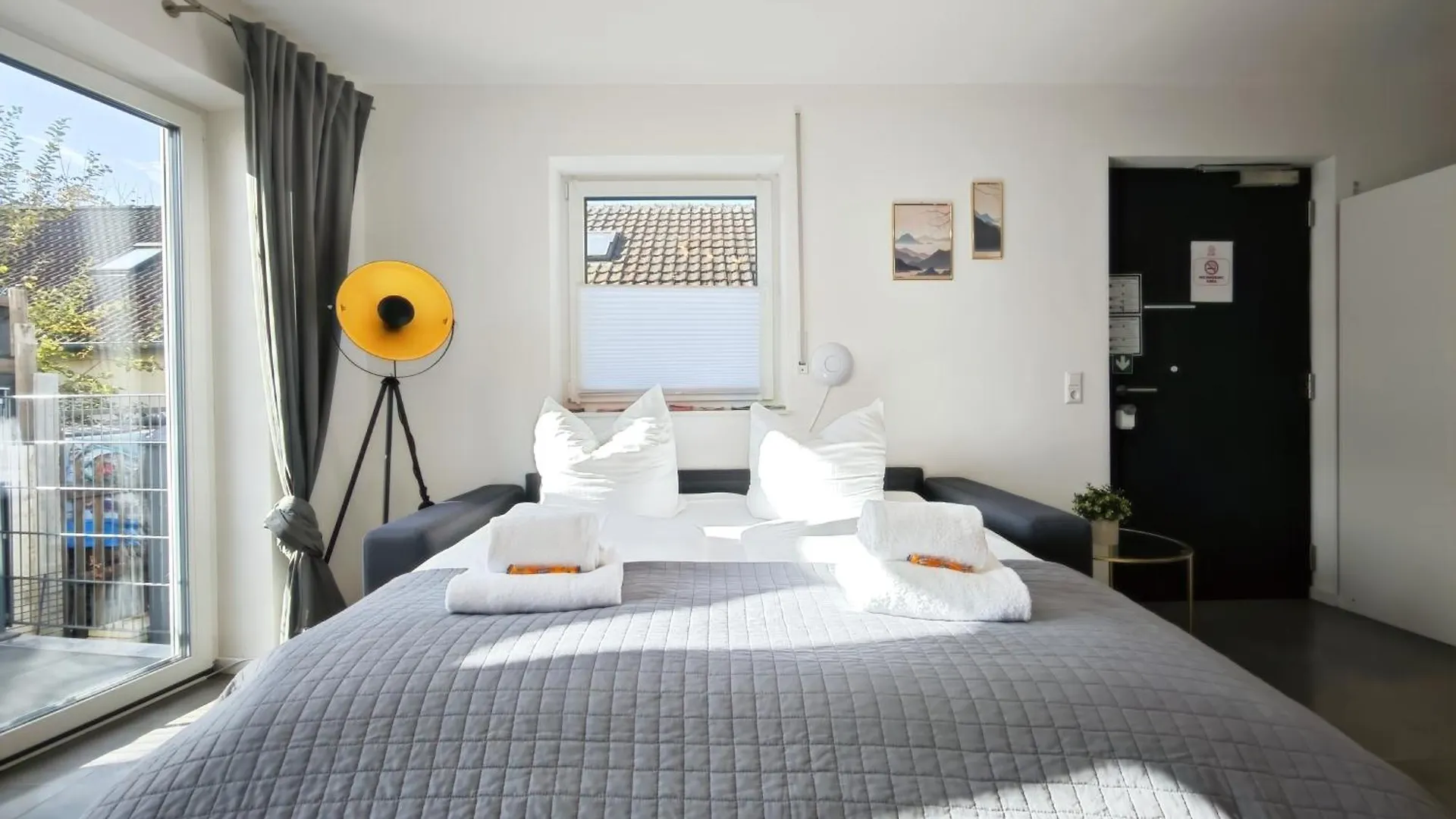 Kaiserin Sisi Fuer Bis Zu 6 - Arbeitsplatz, Badewanne, Parkplatz, Waschmaschine Dinkelsbuehl Apartment